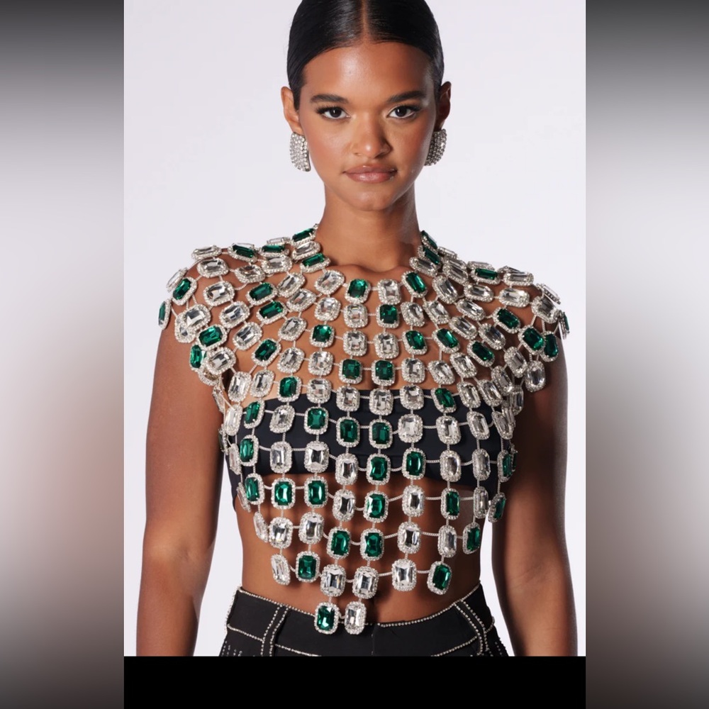 Sleevless top